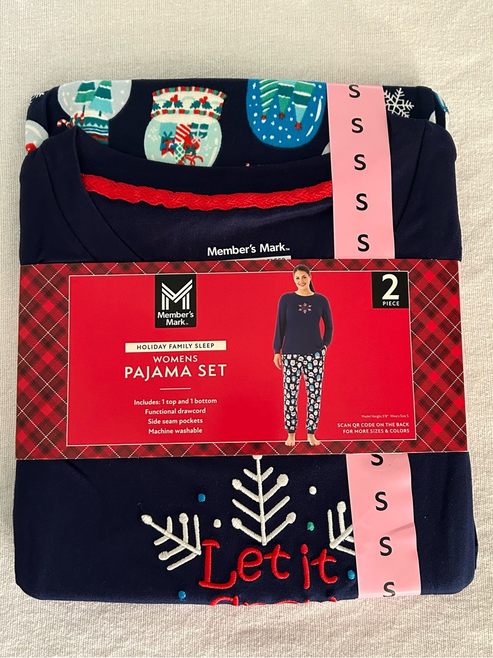 Women's Members Mark 2 piece Let it Snow pajama set small